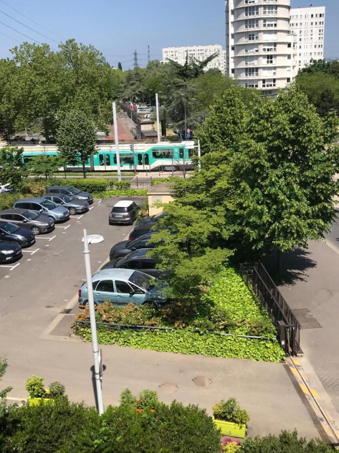 Апартаменты Jardins De La Noue Вильнёв-ла-Гарен Экстерьер фото